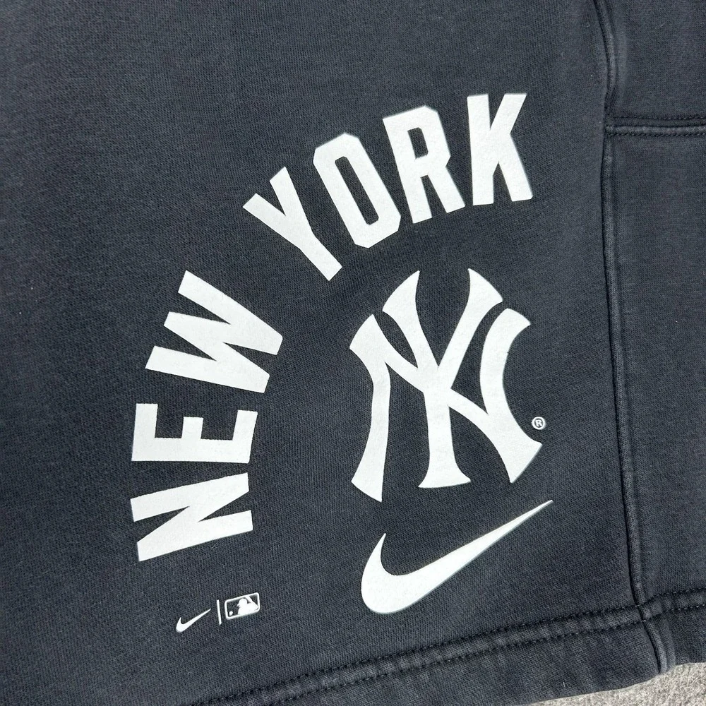 Nike New York Yankees Arched‎ Kicker Shorts Mens 2XL Black Drawstring MLB sweat